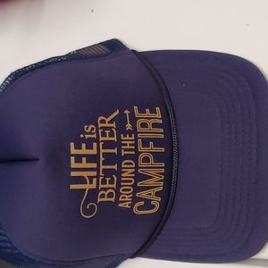 Trucker hat